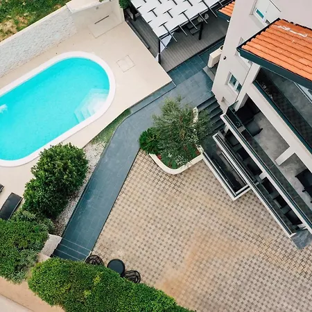 Villa Panta